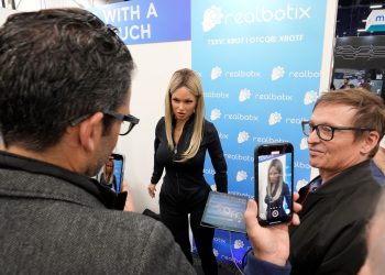 Αντιδράσεις «παγώνουν» ρομπότ AI σε σχολείο της Νέας Υόρκης