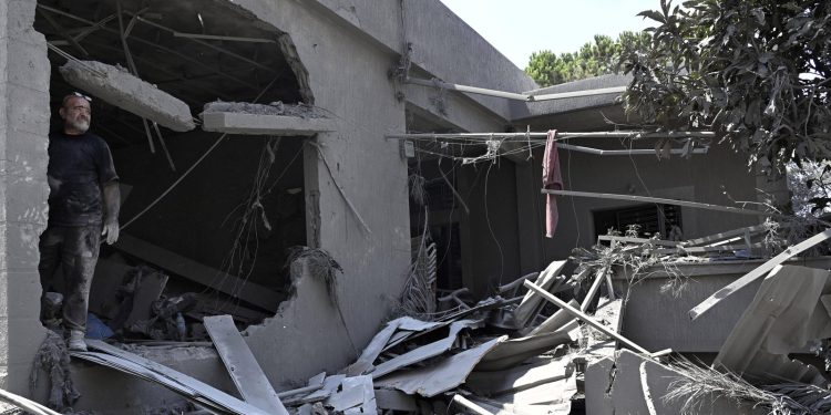 Έντεκα νεκροί από ισραηλινές επιδρομές στον Λίβανο