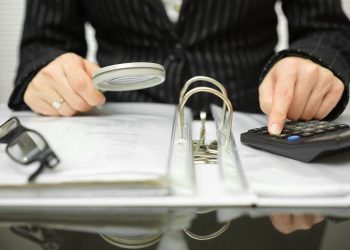 ΑΑΔΕ: Πρόστιμο 1,32 εκατ. για 132 ενοικιαζόμενα ΙΧ