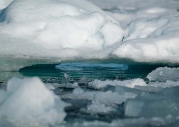 Ο αρκτικός πάγος τροφοδοτεί σωματίδια για σύννεφα