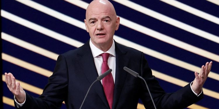 Η FIFA διχάζει το ποδόσφαιρο με σχέδιο ιδιωτικών επενδύσεων
