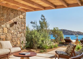 Το Fouquet’s Mykonos επενδύει στην ήσυχη πλευρά του νησιού
